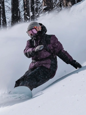 Сноубордическая КУРТКА Ж VOLCOM PUFFLEUP JACKET BLACKBERRY от магазина Адреналин